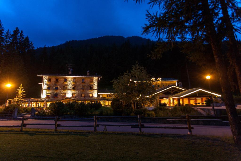 Chalet Eden Eco Hotel, Restaurant & Wellness La Thuile Exterior foto